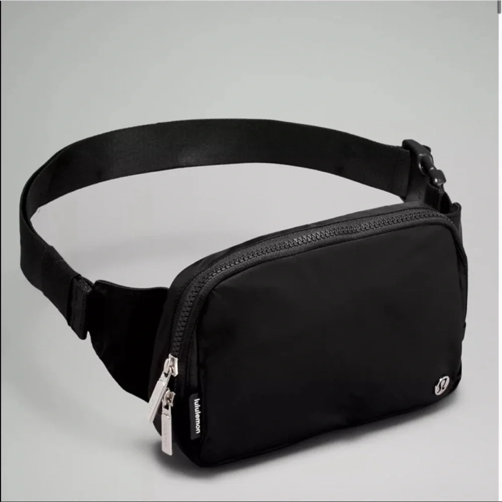 NWT LULULEMON EVERYWHERE BELT BAG - Picture 4 of 17